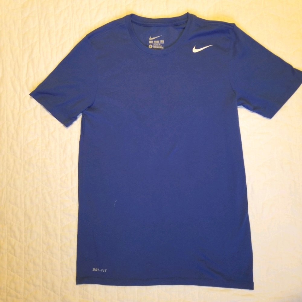 ✨Nike Dri-Fit Tee